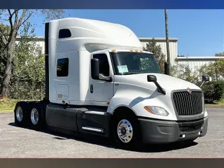 2022 INT LT625 6x4