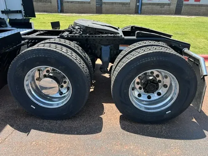 2022 FREIGHTLINER CASCADIA
