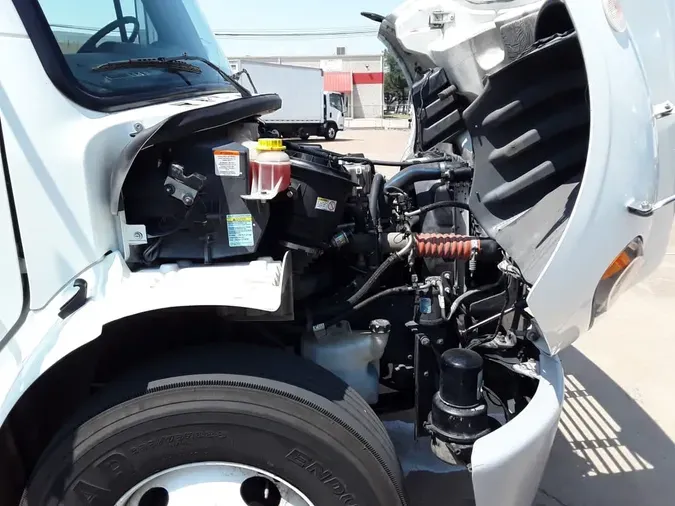 2020 FREIGHTLINER M2 106