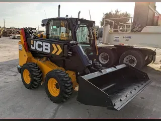2021 JCB 3TS-8W