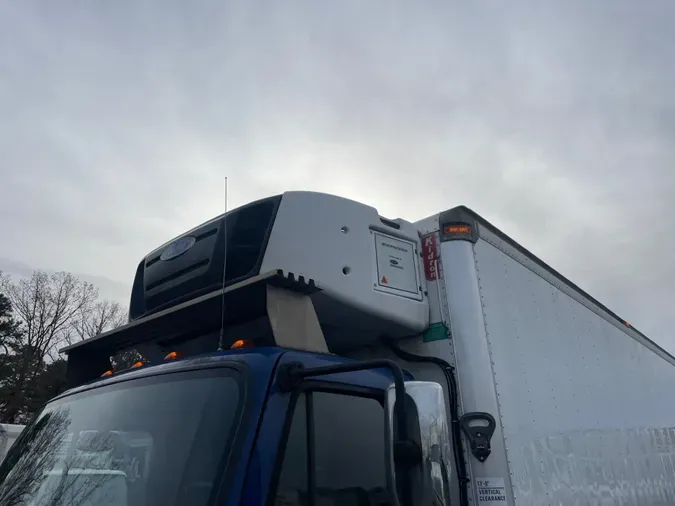 2017 FREIGHTLINER/MERCEDES M2 106