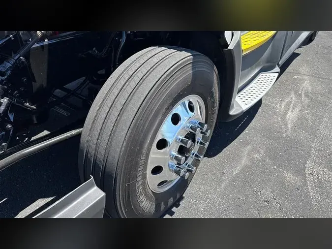 2021 KENWORTH T680