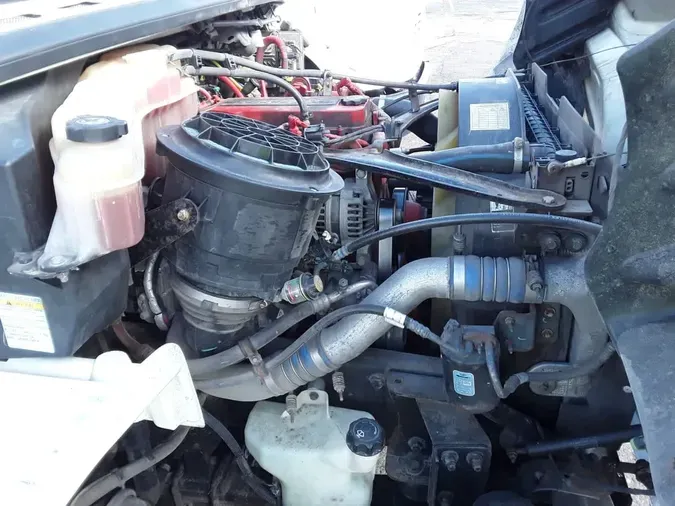 2018 FREIGHTLINER/MERCEDES M2 106