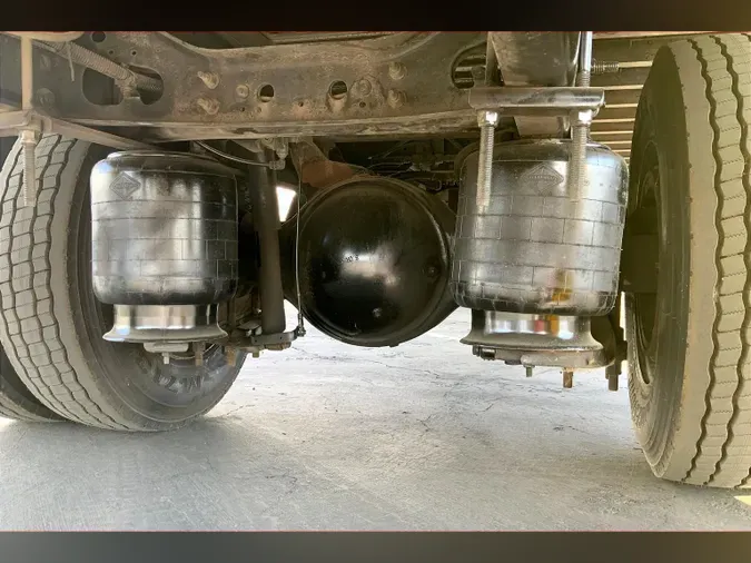 2020 INT MV607
