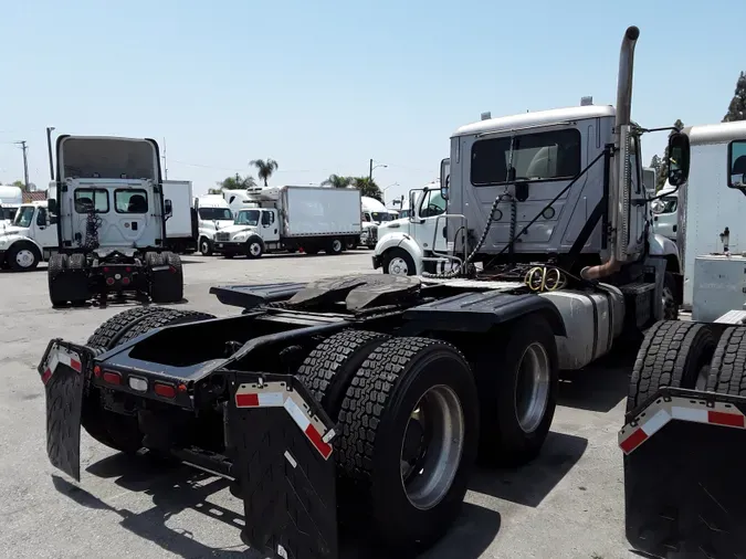 2017 MACK TRUCKS, INC. CXU600