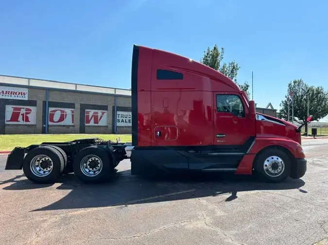 2022 KENWORTH T680