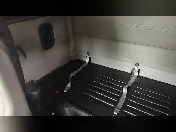 2020 Freightliner Cascadia