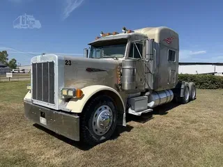 2002 PETERBILT 379EXHD