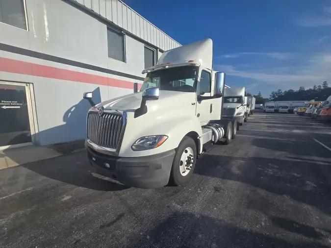 2020 NAVISTAR INTERNATIONAL LT625 DAYCAB T/A