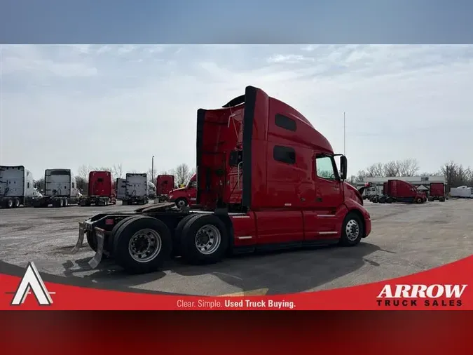 2023 VOLVO VNL760