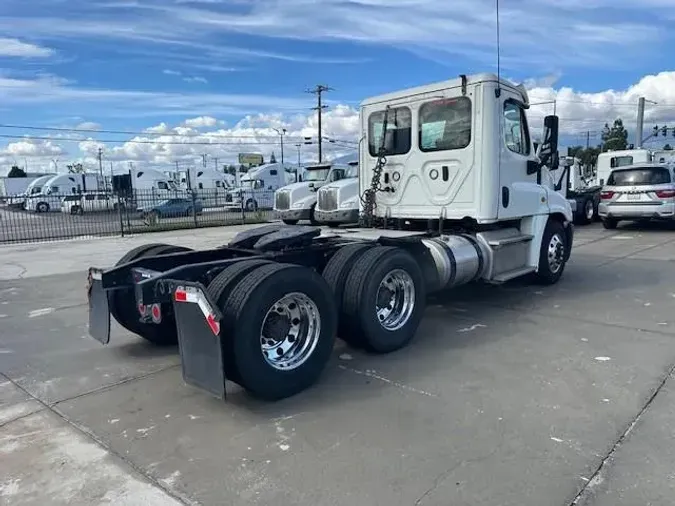 2019 Freightliner Cascadia