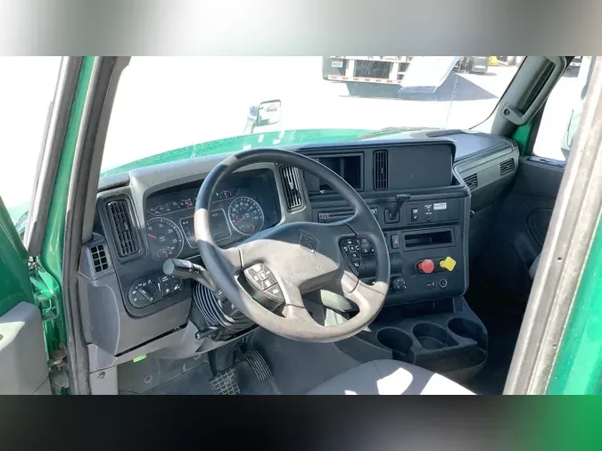 2020 International LT