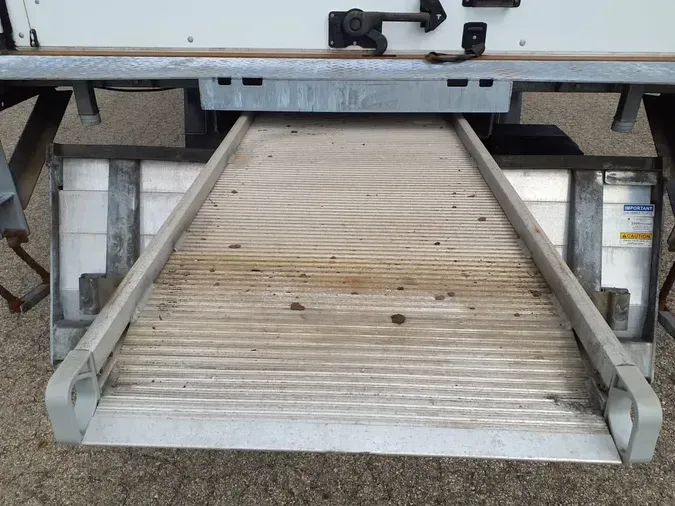 2020 NAVISTAR INTERNATIONAL MV607 (4X2)