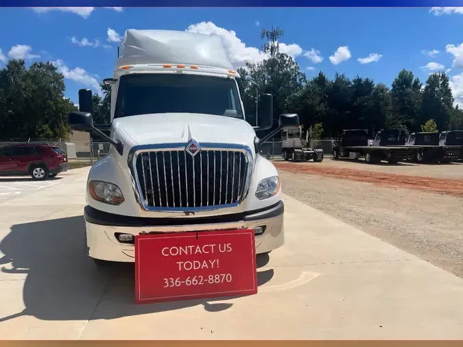 2019 NAVISTAR INTERNATIONAL LT625 SLPR CAB