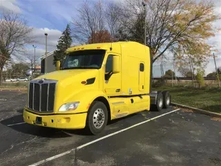 2017 PETERBILT 579
