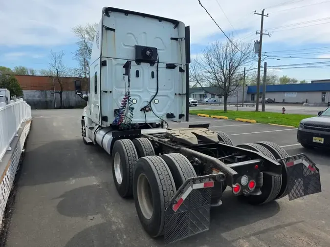 2020 FREIGHTLINER/MERCEDES CASCADIA 125e066f54e6b07fe34fe668d84877ada66
