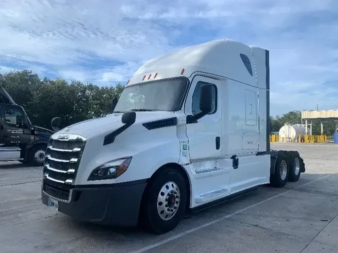 2019 Freightliner T12664ST