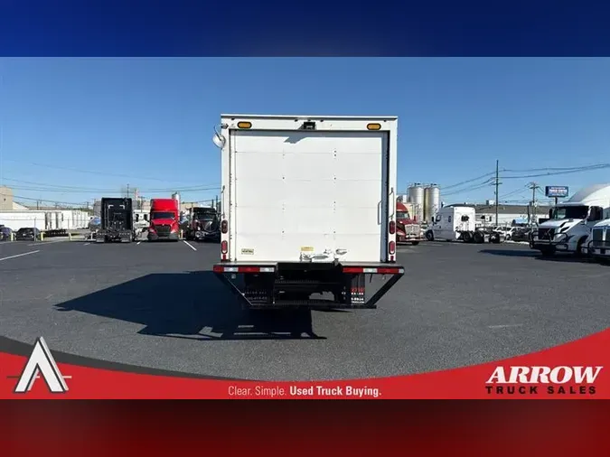 2019 HINO 195