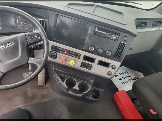 2019 FREIGHTLINER NEW CASCADIA 116