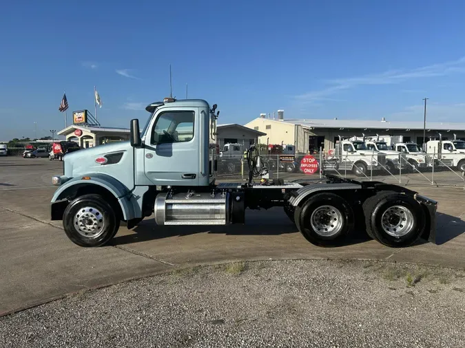 2022 Peterbilt 567