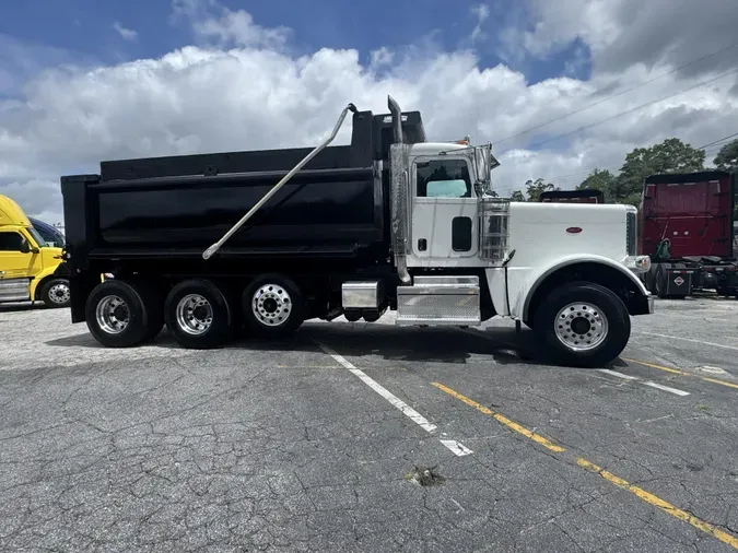 2020 Peterbilt 389