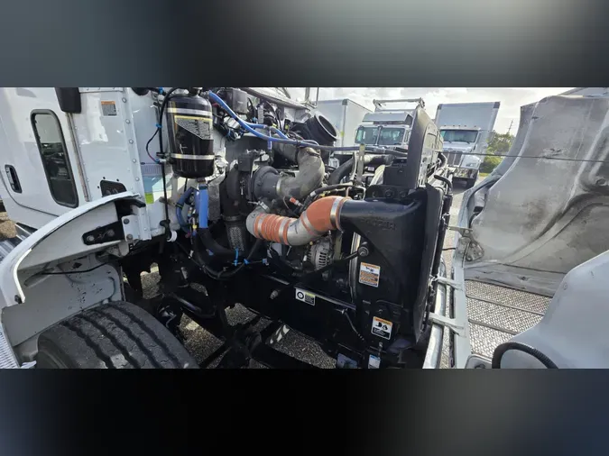 2020 Peterbilt 337e069845742a5720e55b50770c1f05343