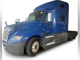 2022 International LT625