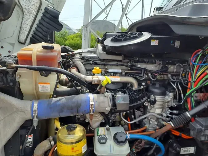 2019 FREIGHTLINER CASCADIA 125
