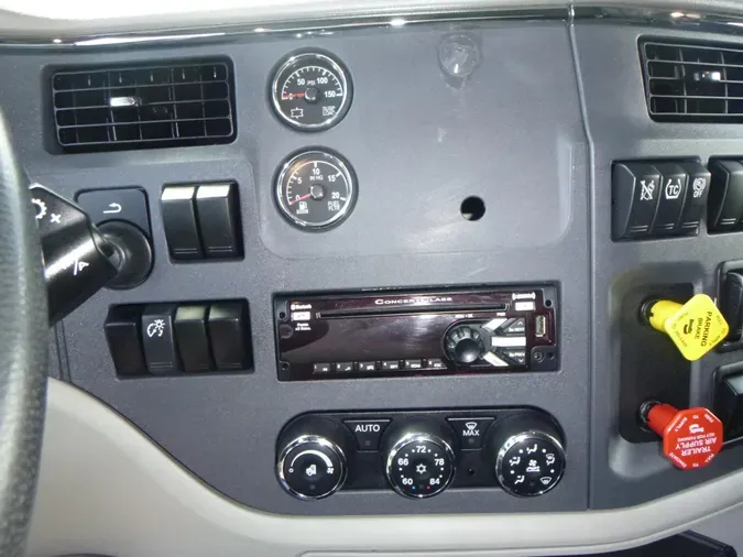 2021 Peterbilt 579
