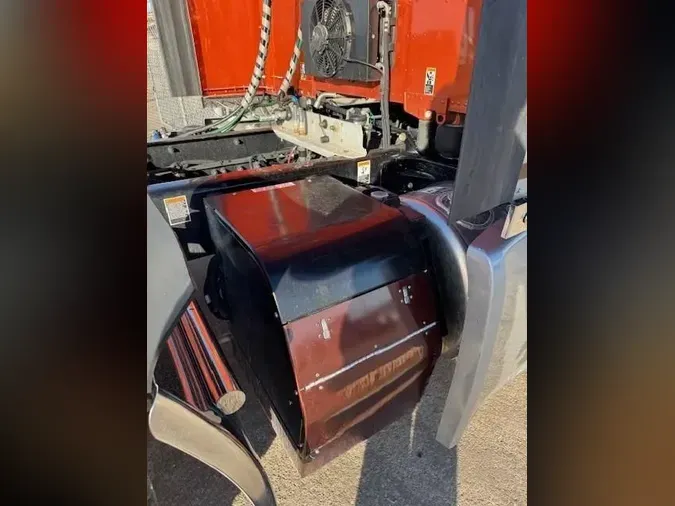 2022 Peterbilt 579e070b693042b23c7da3351894d7cd64f