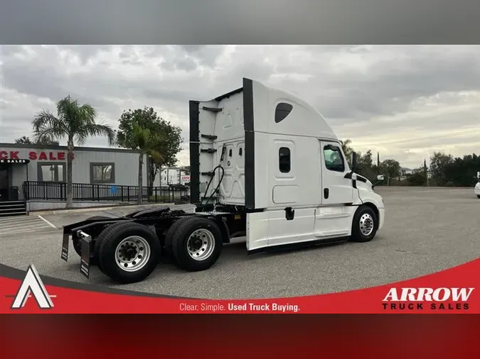 2020 FREIGHTLINER CA126e073c008b4be1ffc57f37fbb49261599