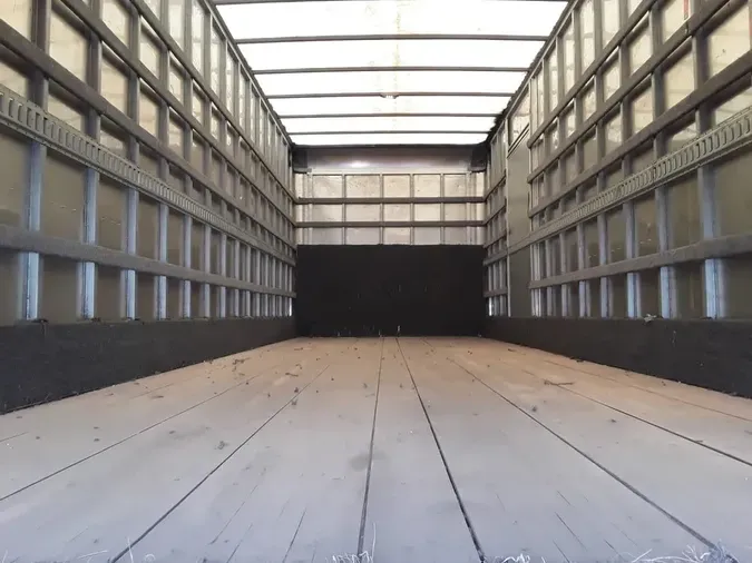 2016 FREIGHTLINER M2 106