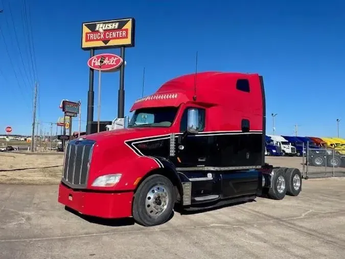 2021 Peterbilt 579e07695b35d9d8b681232bf1a12e5b59e