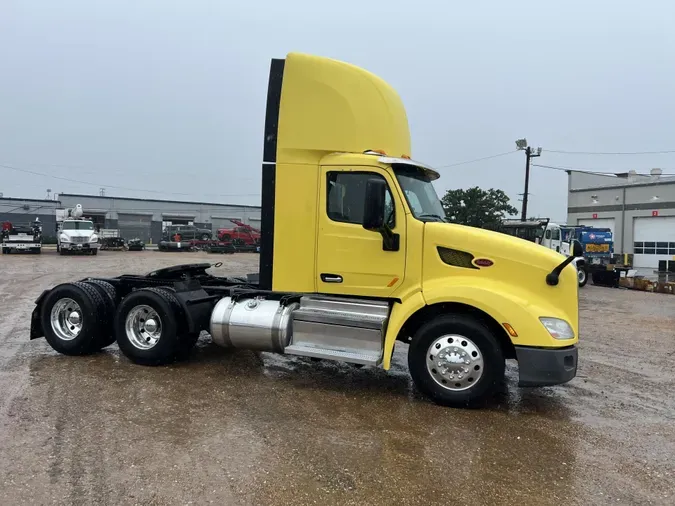 2021 Peterbilt 579