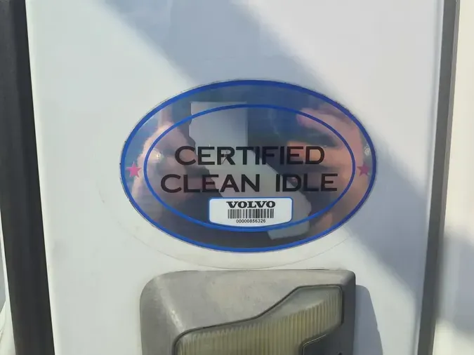 2020 VOLVO VNL64T-300e08223232f6a204bc40975f4a7d64831