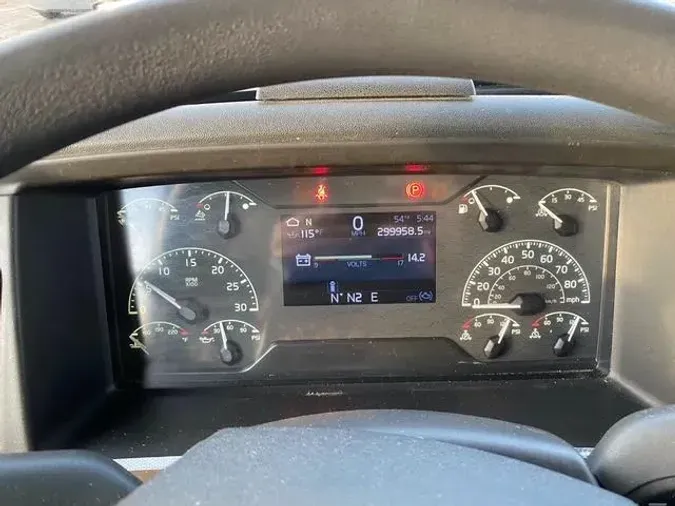 2023 Volvo VNR64T400e083d0acb534564f993dbb68031bd80a