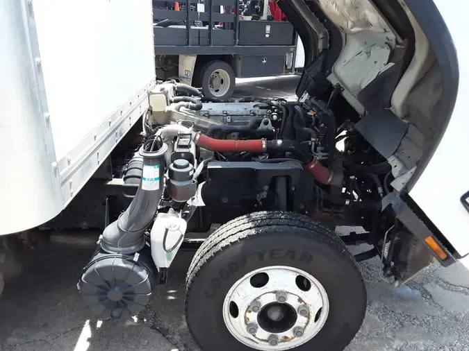 2018 ISUZU NPR HD