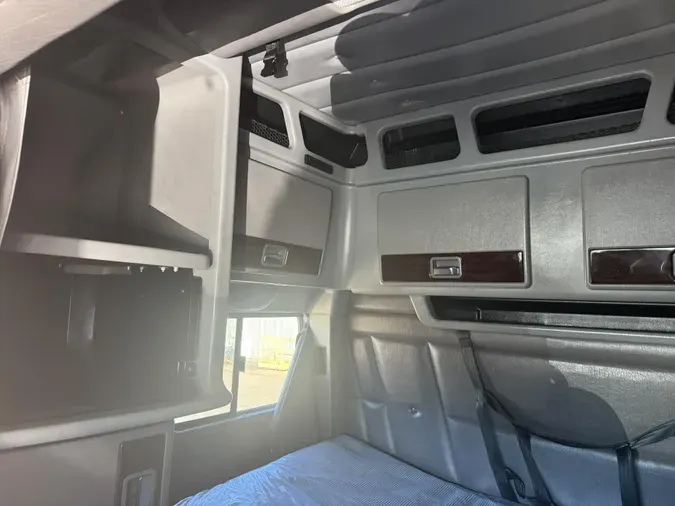 2023 Peterbilt 389e08600d68909874580c671c51afc5ed7