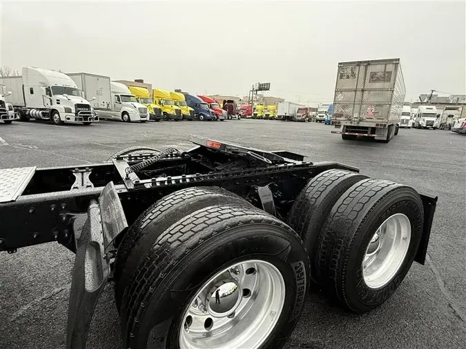 2018 FREIGHTLINER CASCADEVO1e087ba2cc4498bd6d4401740fd3a943f