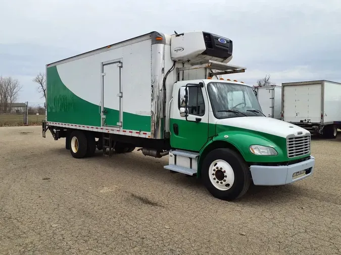 2020 FREIGHTLINER/MERCEDES M2 106