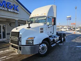 2019 MACK Anthem 64T