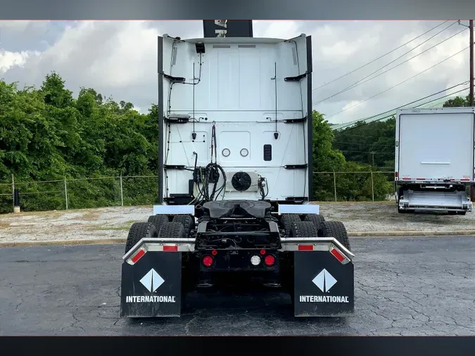 2021 INT LT625 6x4