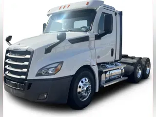 2022 Freightliner Cascadia