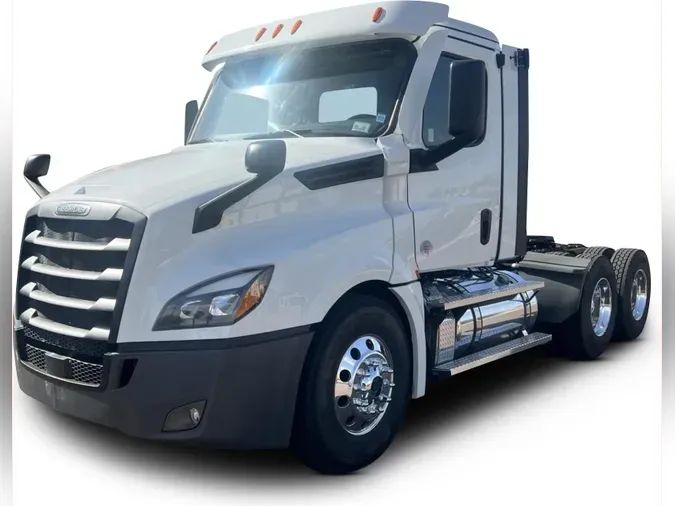 2022 Freightliner Cascadiae08f1a909594556498b8b30e601f88cb