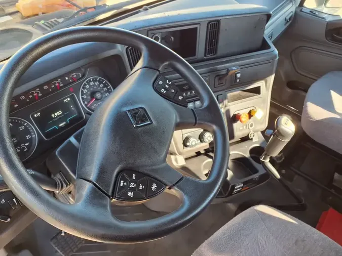 2021 NAVISTAR INTERNATIONAL LT625 DAYCAB S/A