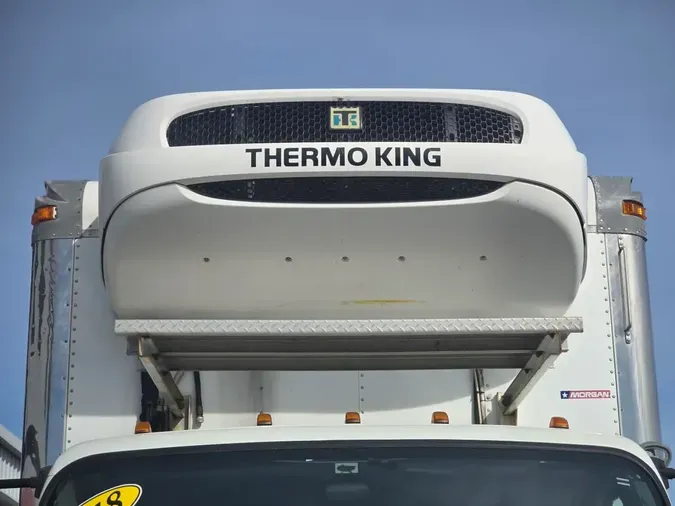 2018 FREIGHTLINER/MERCEDES M2 106