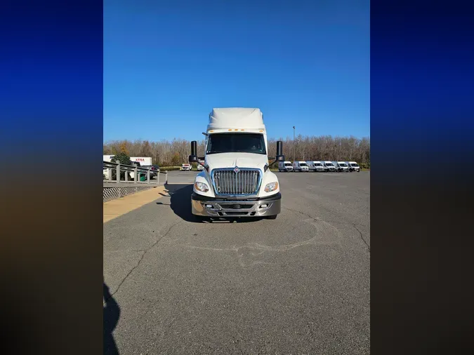 2019 NAVISTAR INTERNATIONAL LT625 SLPR CAB