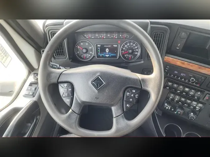 2021 INTERNATIONAL LT625