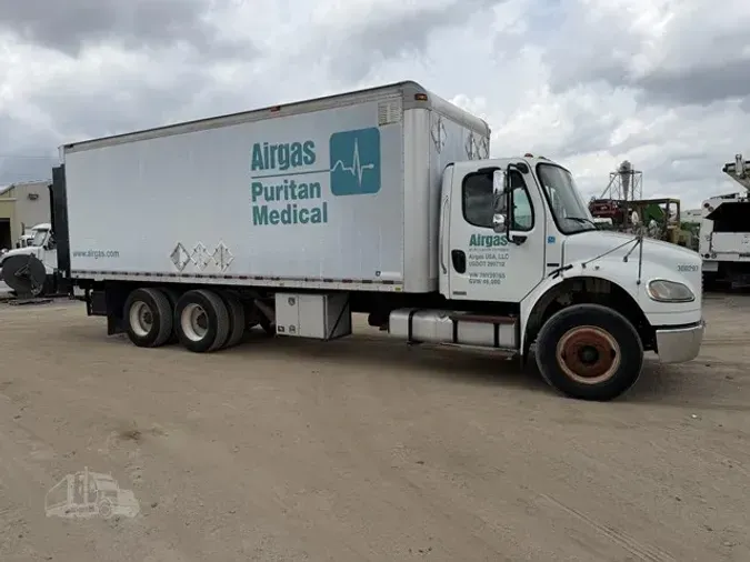 2007 FREIGHTLINER BUSINESS CLASS M2 106