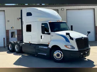 2021 INT LT625 6x4
